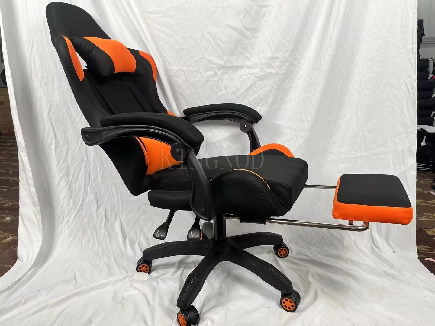 COUGAR ARMOR ONE GAMING CHAIR